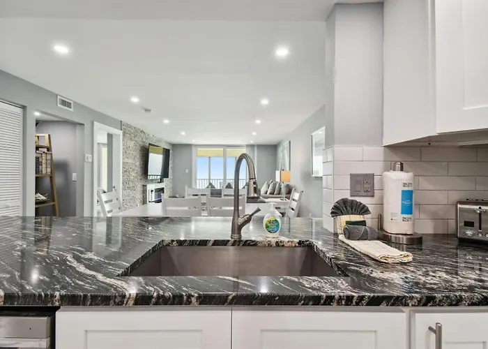Appartement Luxury Oceanfront Penthouse *